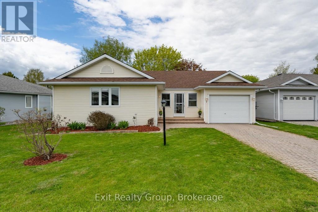 7 Cretney Drive, Prince Edward County (wellington Ward)