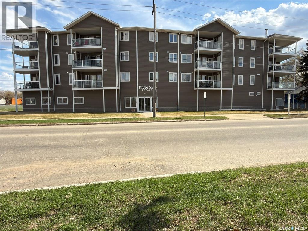 404 395 River Street E, Prince Albert