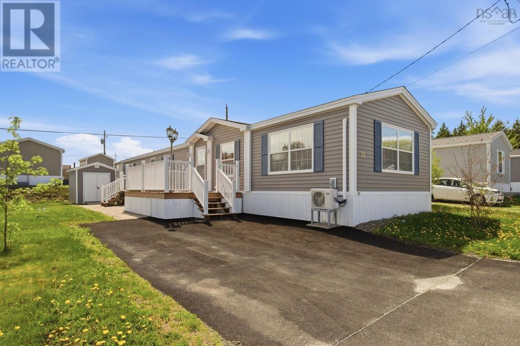 31 Second Street, Lucasville