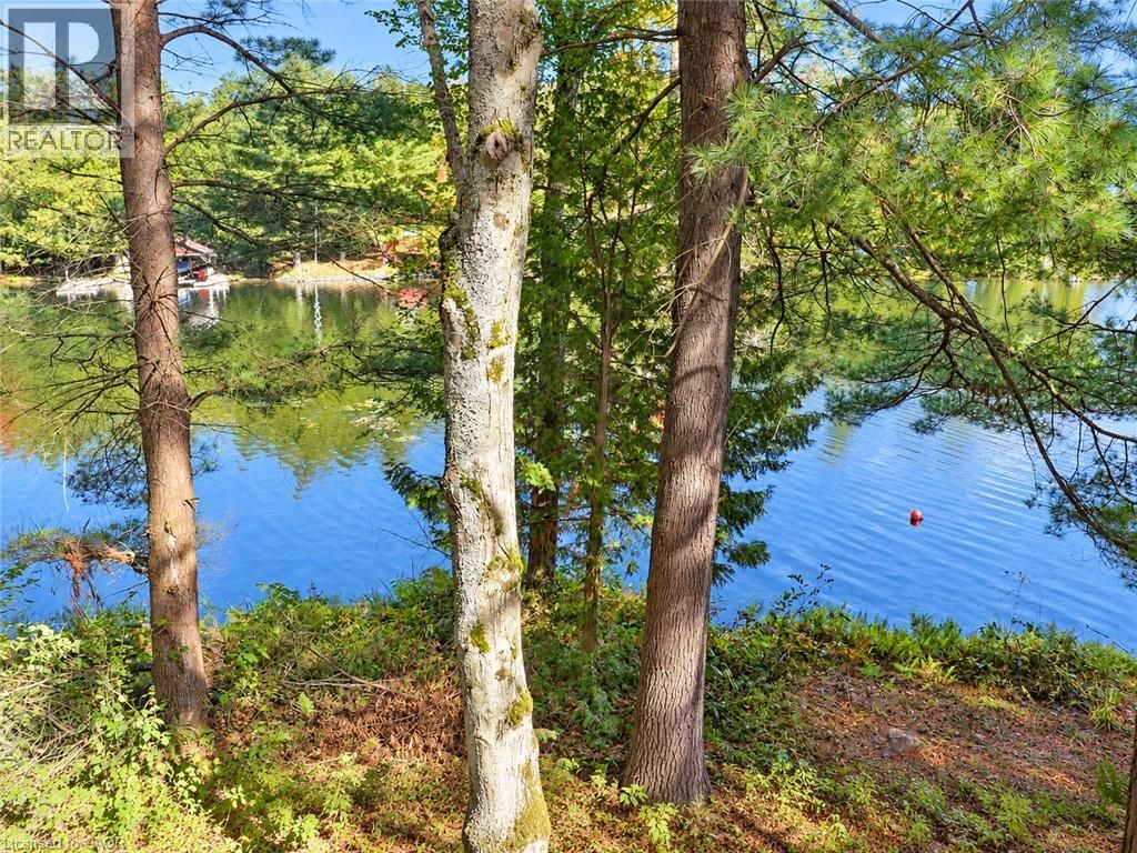 216 Smooth Rock Road, Port Severn