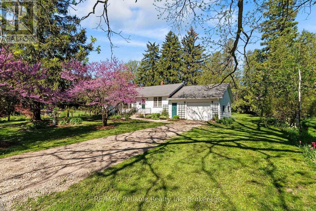 68 William Street, Huron East (egmondville)