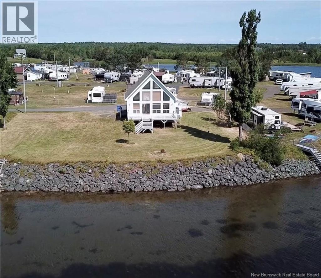 82 De La Pointe Road, Haut-Sheila