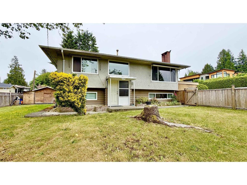 9720 Crown Crescent, Surrey