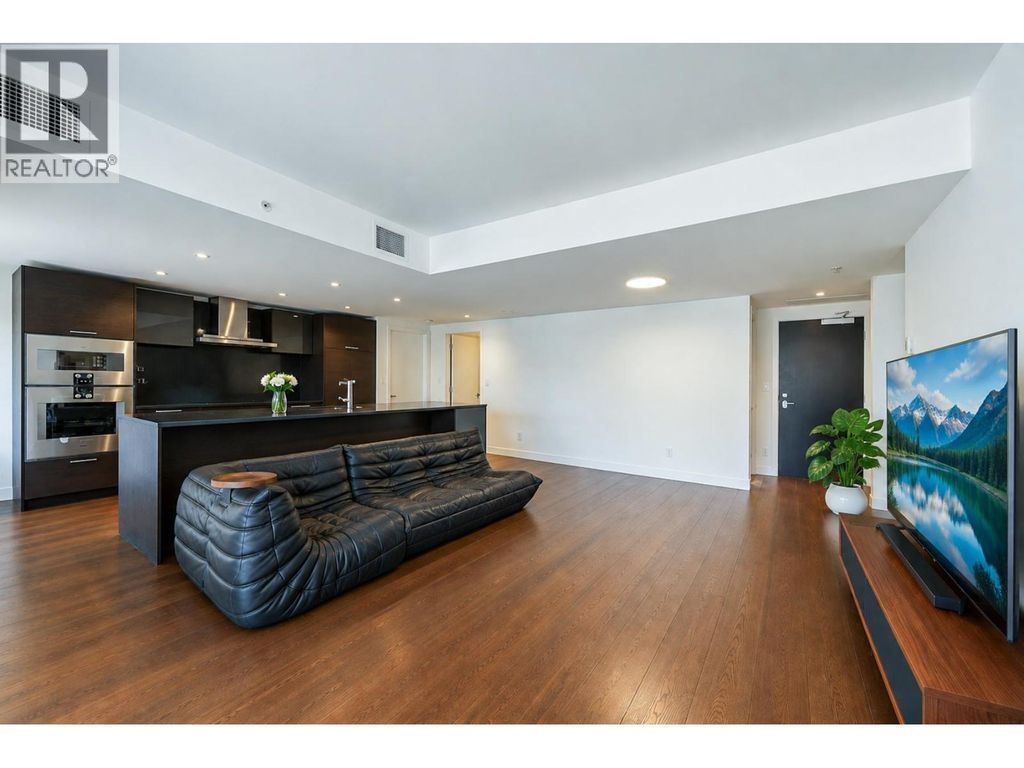 603 1571 W 57th Avenue, Vancouver