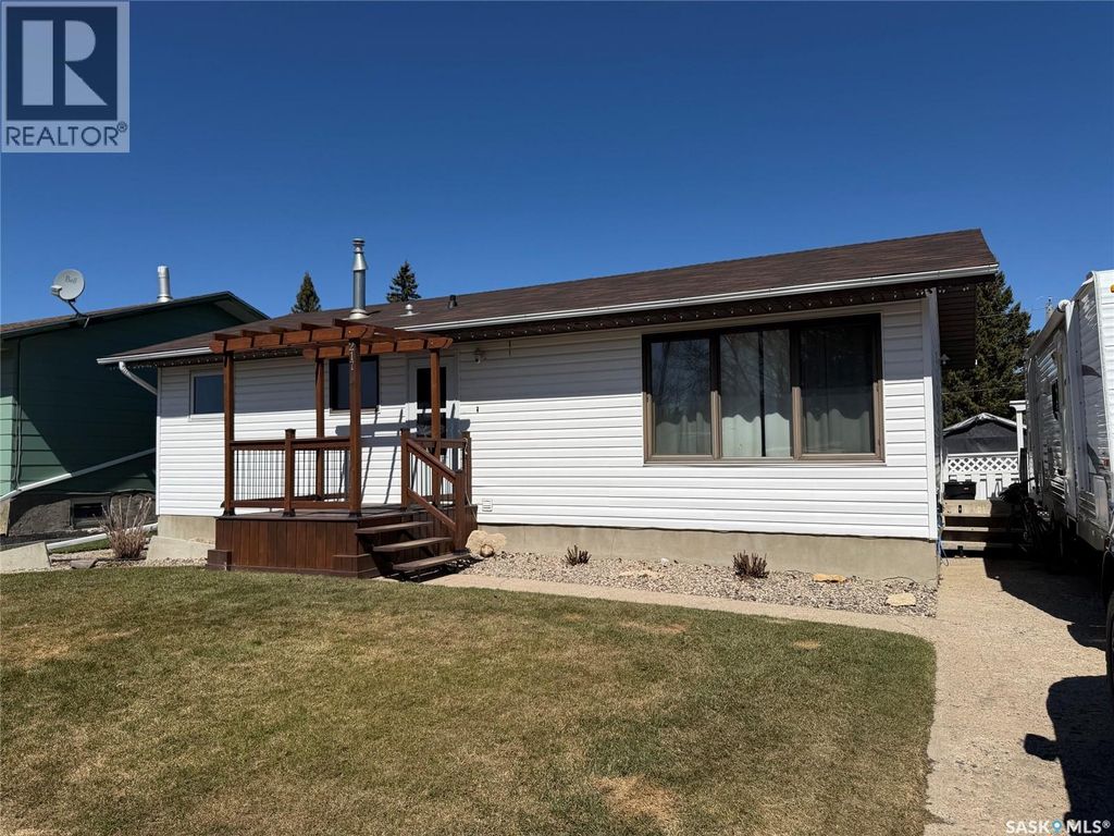 217 4th Avenue E, Spiritwood