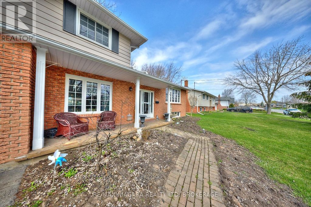 953 Grandview Road, Fort Erie (crescent Park)