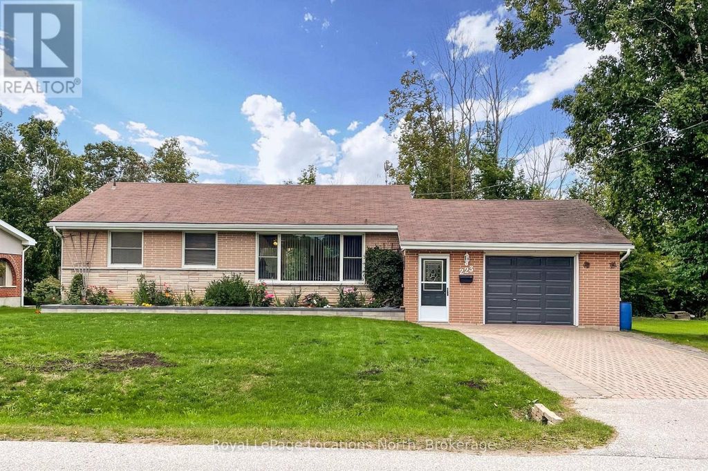 223 Pearson Street, Meaford
