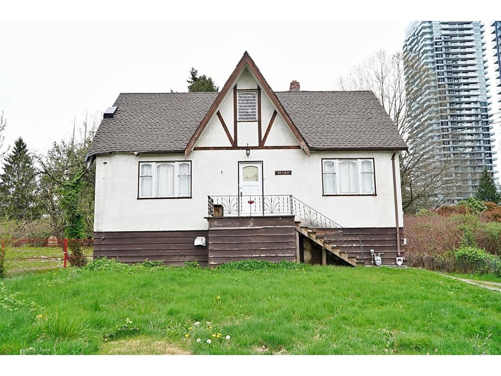 10024 Whalley Boulevard, Surrey