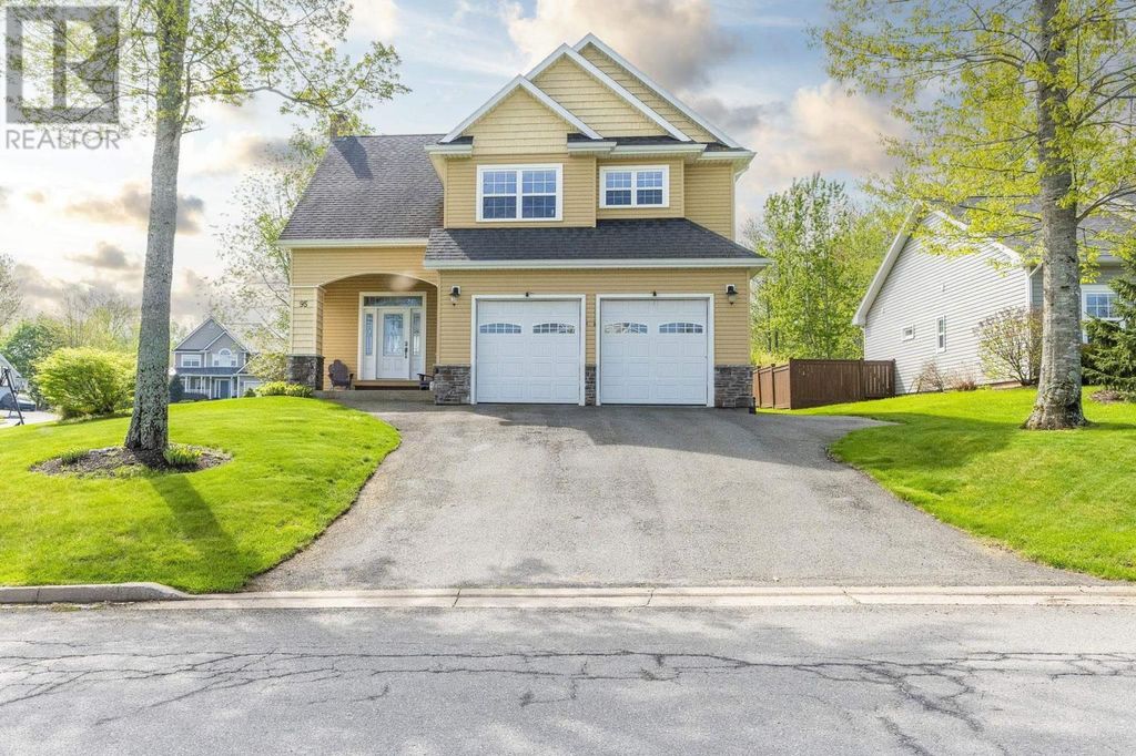 95 Macdonald Park Road S, Kentville