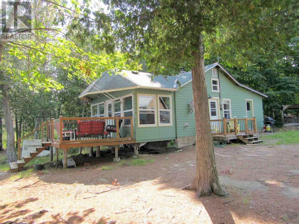 8992 Highway 129, Thessalon
