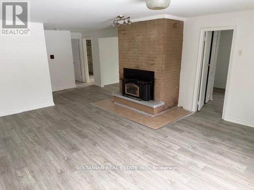 207 Bayview Avenue, Georgina (keswick South)