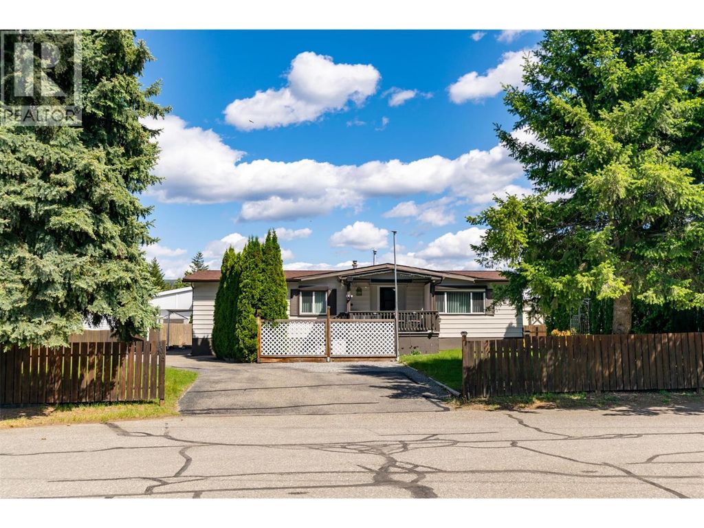 1361 30th Street Se Unit# 103, Salmon Arm