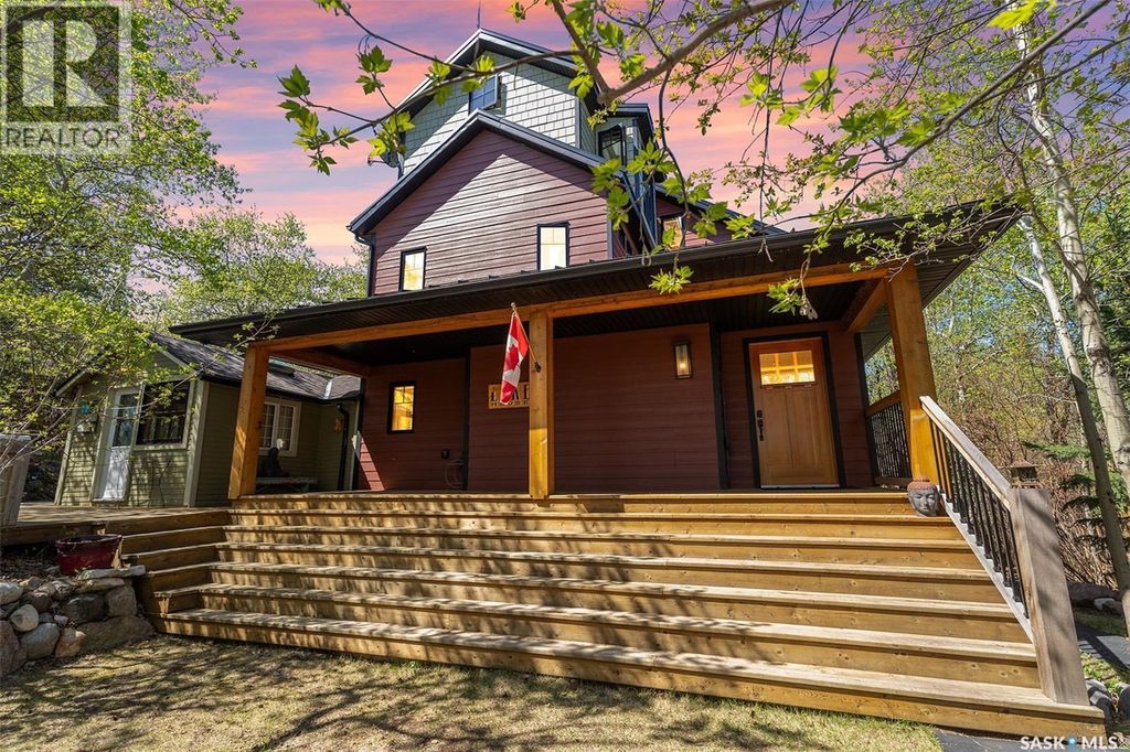 115-117 Evenson Avenue, Manitou Beach