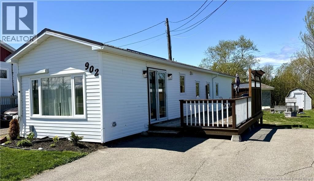 902 Boulevard Des Acadiens, Bertrand