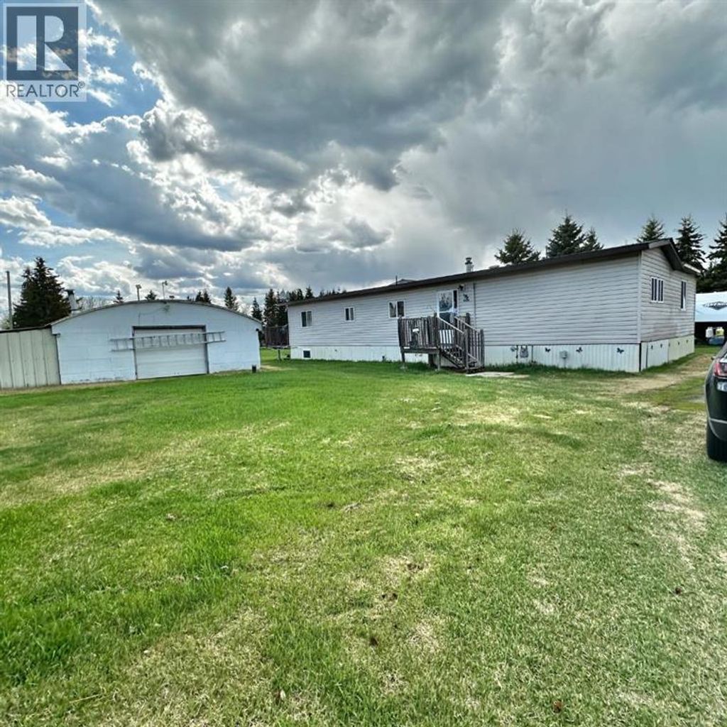 334 & 338, 14579 Twp Rd 680, Lac La Biche