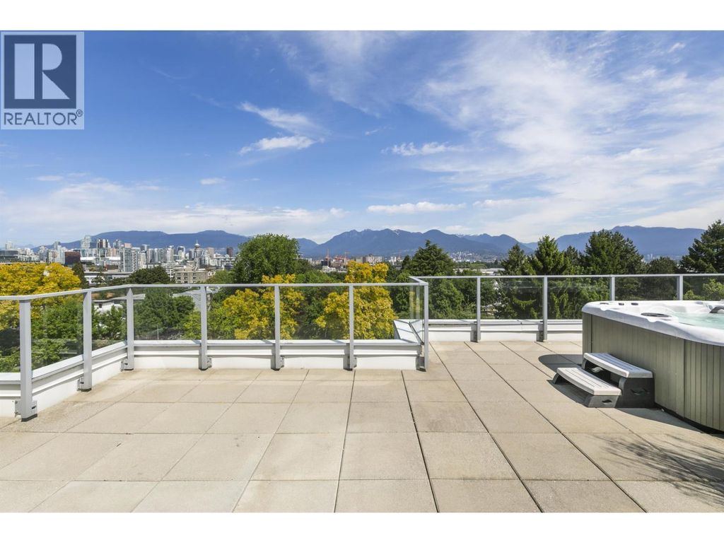 501 379 E Broadway, Vancouver