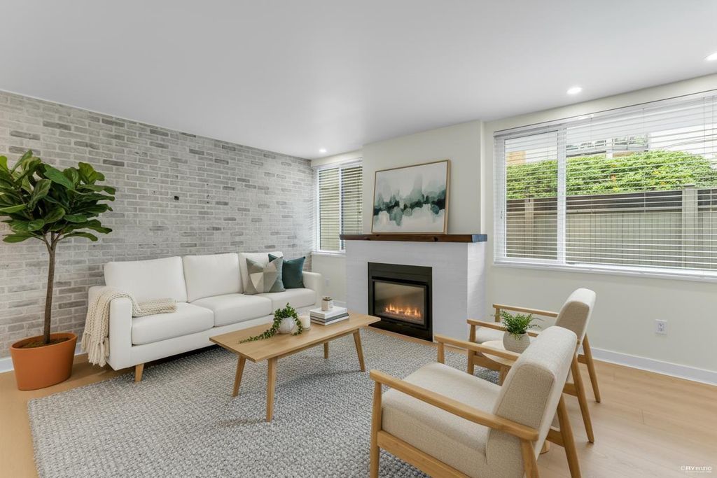 110 15282 19 Avenue, Surrey
