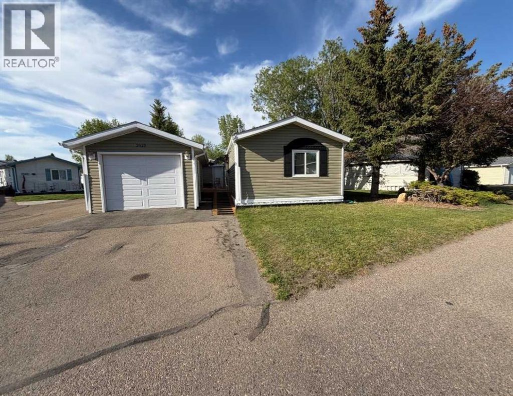 2923 31 Avenue S, Lethbridge