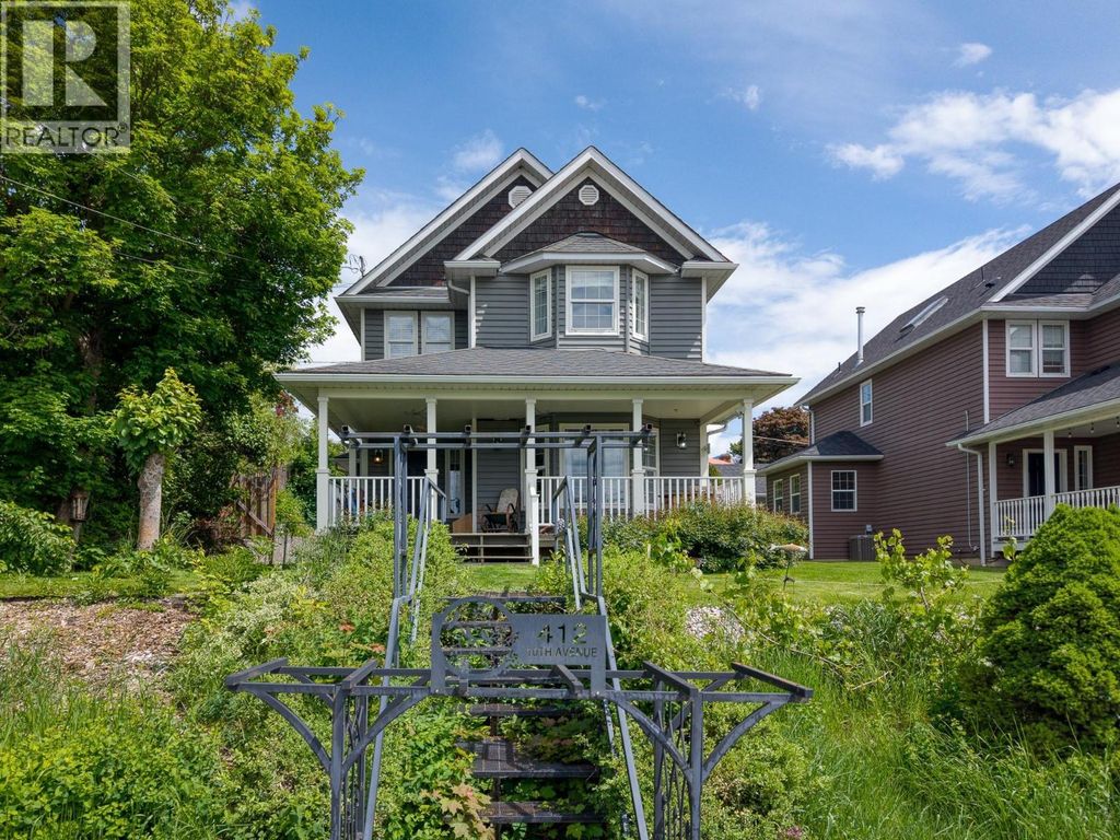 412 10th Avenue N, Creston