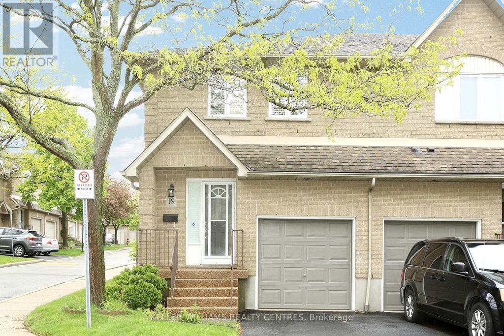 19 - 100 Vineberg Drive N, Hamilton (chappel)
