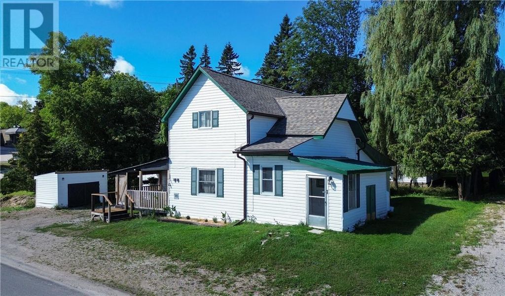 1 Phipps Street, Gore Bay, Manitoulin Island