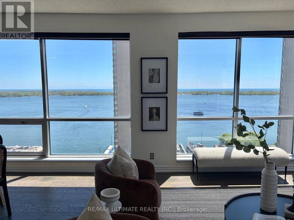 2206 - 10 Queens Quay W, Toronto (waterfront Communities)