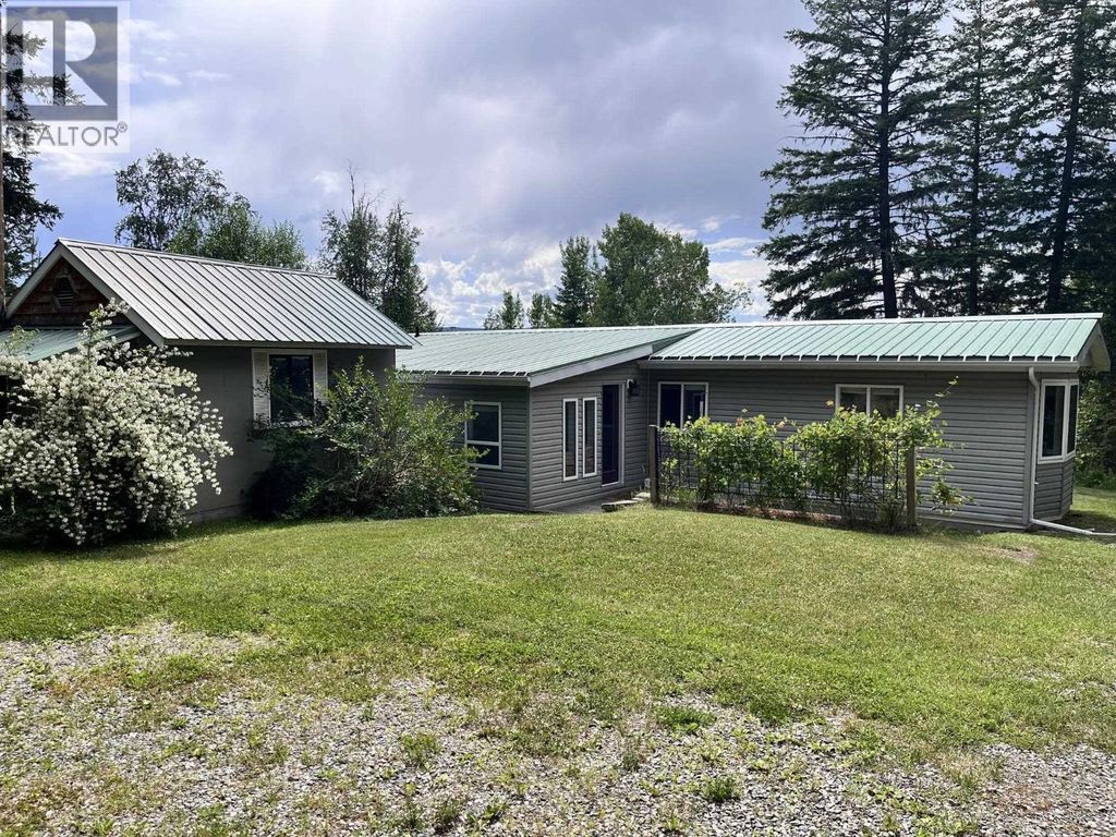 3260 Boesem Road, Quesnel