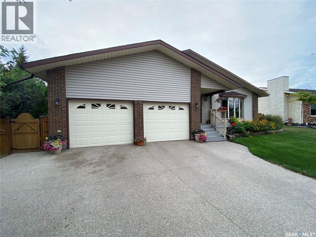 19 Bull Crescent, Yorkton