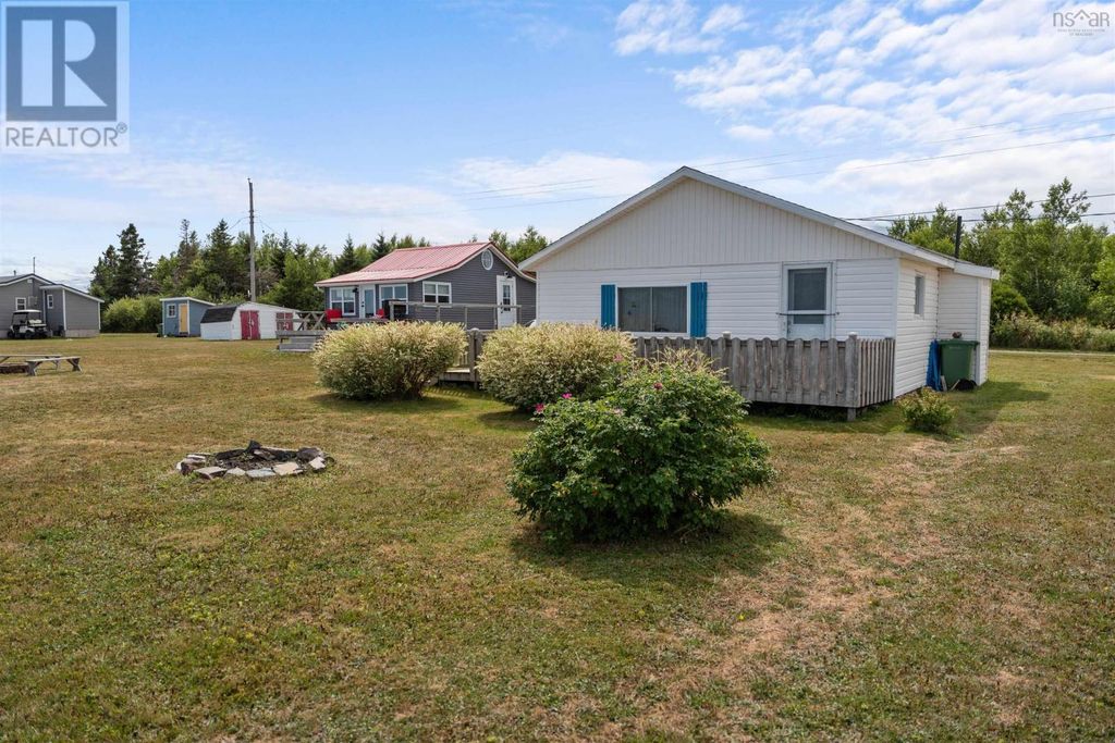 130 Beach Road, Port Howe