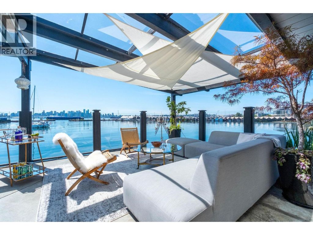 A27 415 W Esplanade Avenue, North Vancouver