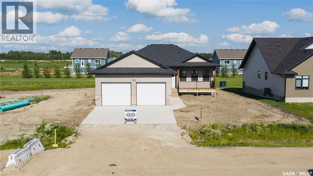 110 Lakewood Drive, Humboldt