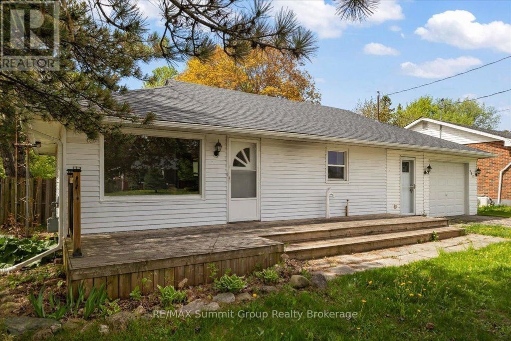 162 Main Street E, Grey Highlands