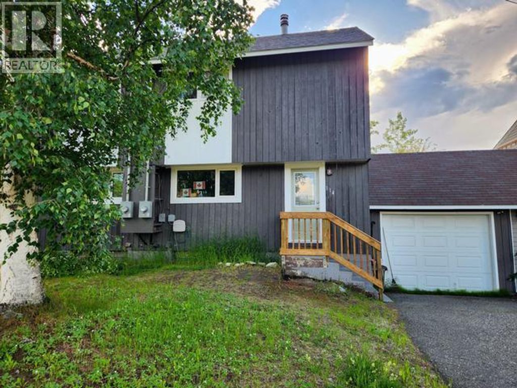 114 Kitza Avenue, Faro