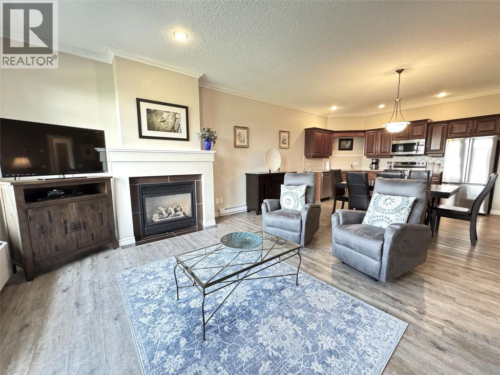 100 Bighorn Boulevard Unit# 113, Radium Hot Springs
