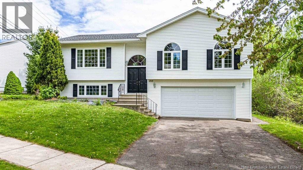 205 Kimble Drive, Fredericton