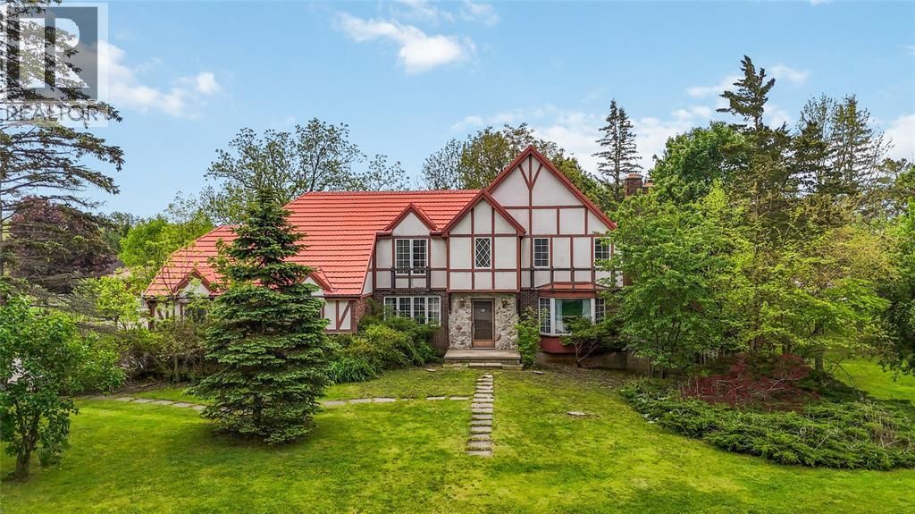 4091 Glenview Road, Petrolia