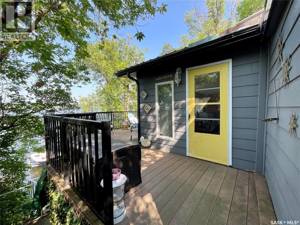 211 Osment Avenue, Katepwa Beach