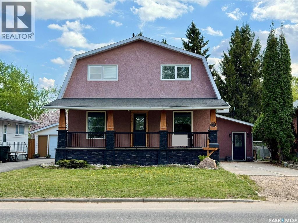 1027 4th Street E, Prince Albert