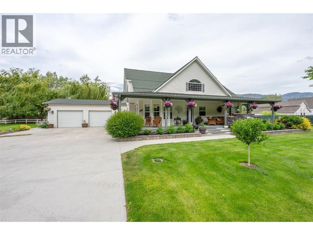 2900 River Road, Keremeos