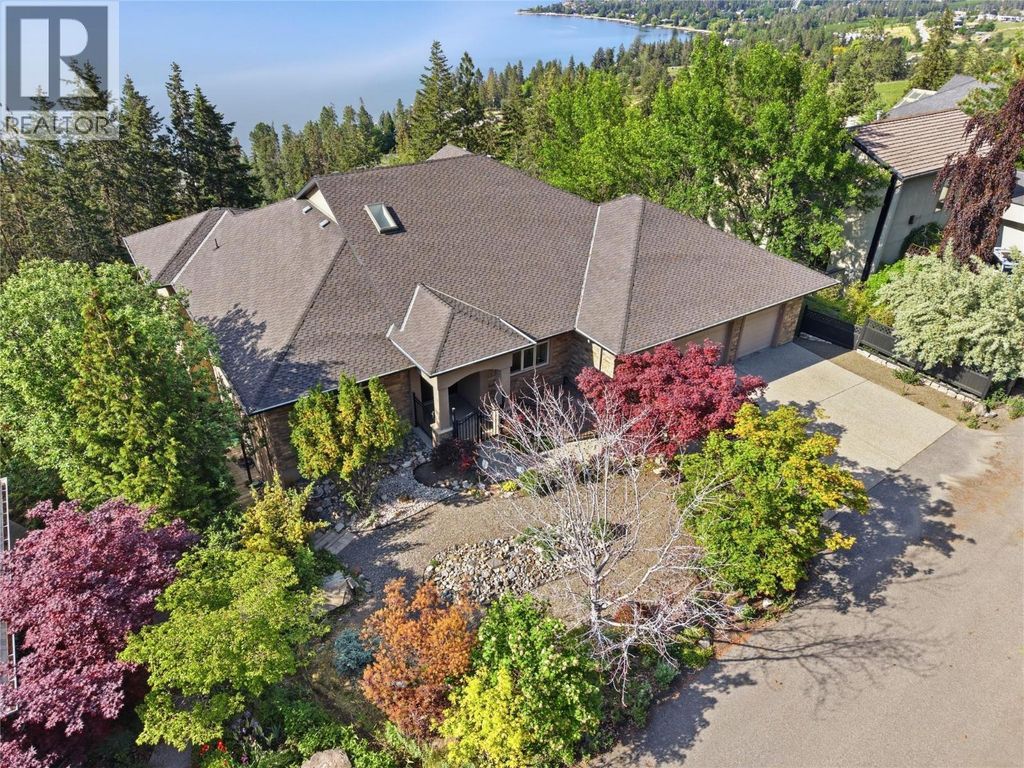 448 Viewcrest Road, Kelowna