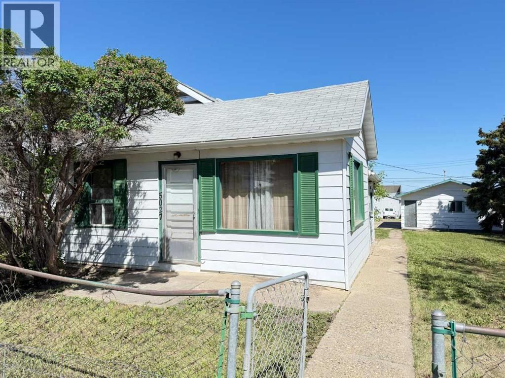5027 46 Avenue, Spirit River