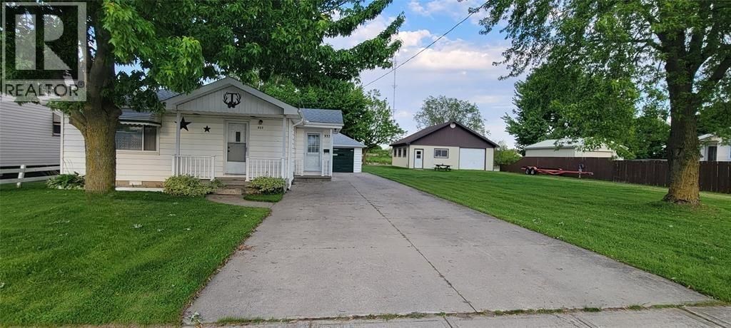 933 Old Glass Road, Wallaceburg