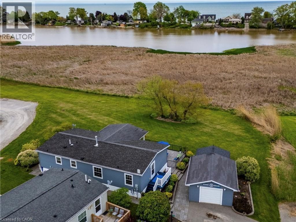 2 Hickory Hollow, Nanticoke
