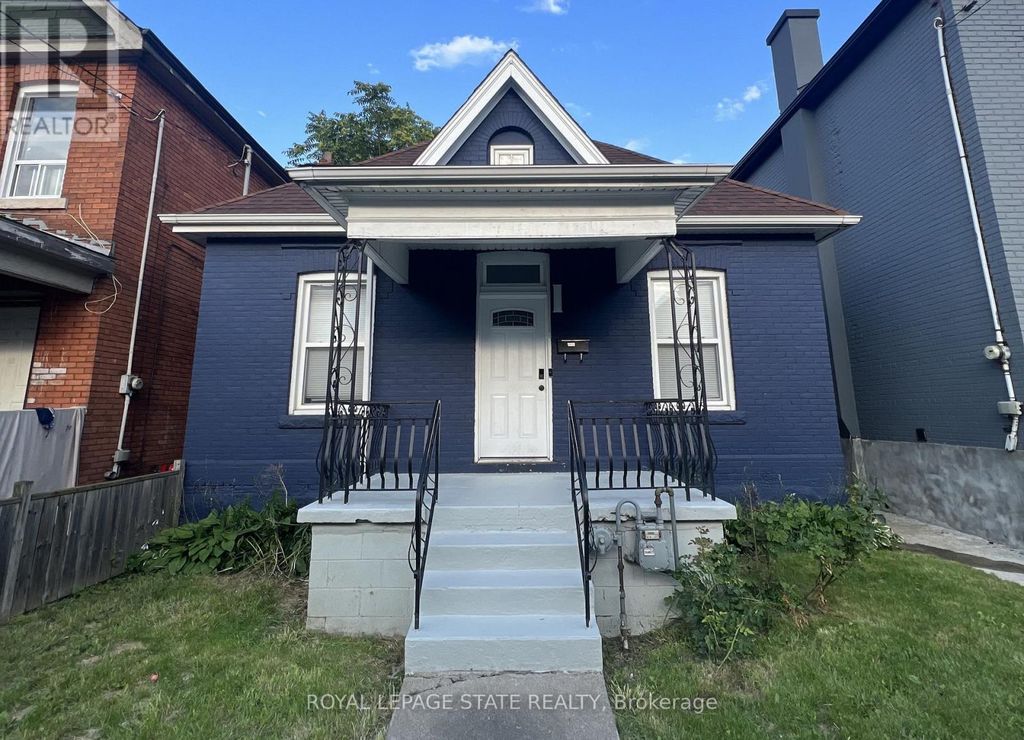 44 Madison Avenue, Hamilton (gibson)