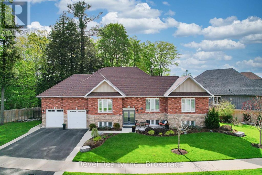 31 Natures Trail, Wasaga Beach