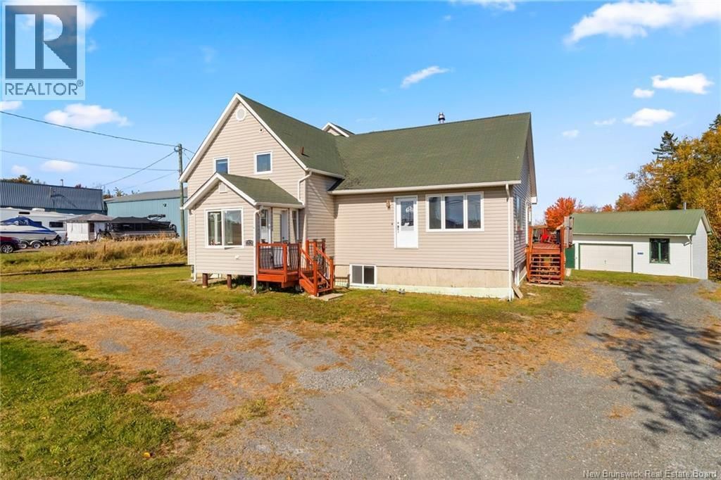 2535 Route 102, Lincoln