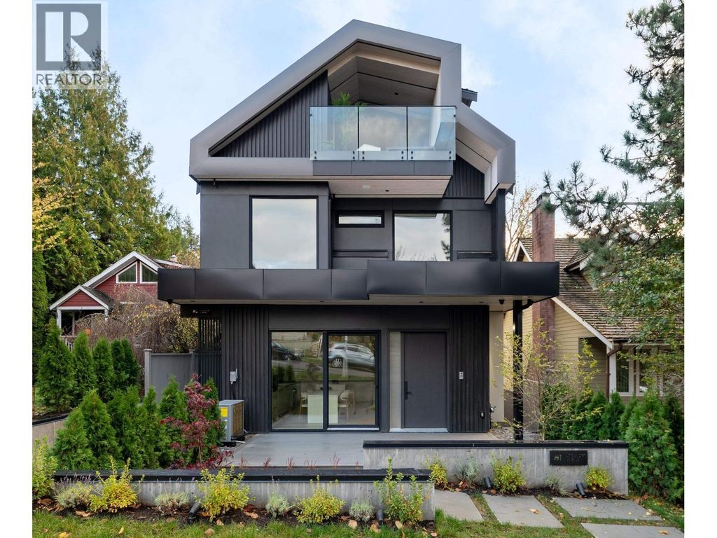 2 4018 W 21st Avenue, Vancouver