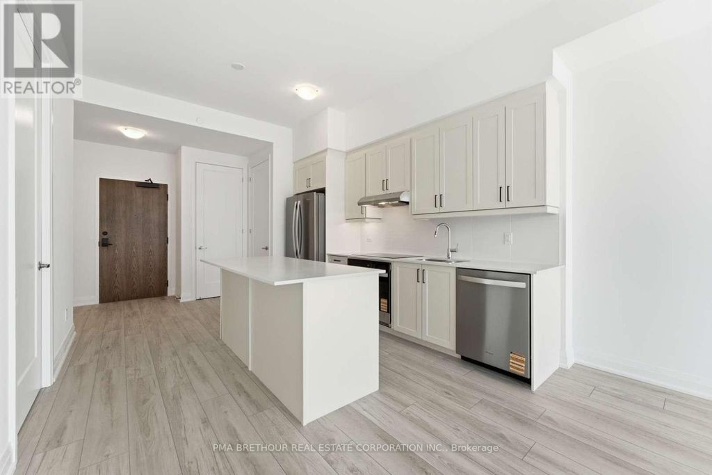 105 - 1035 Southdown Road, Mississauga (clarkson)