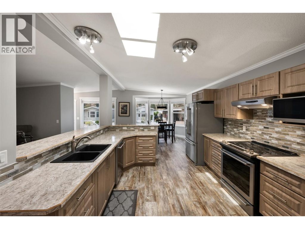8598 Highway 97 Unit# 93, Oliver