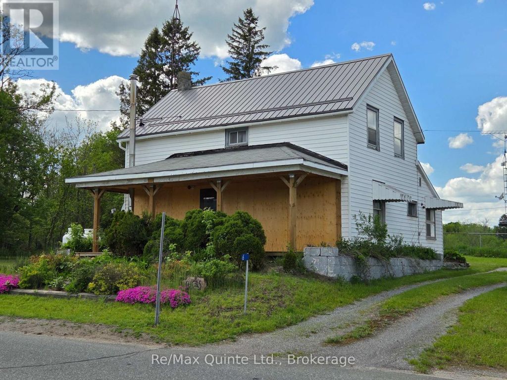 6 Thomas Street, Tweed (hungerford (twp))